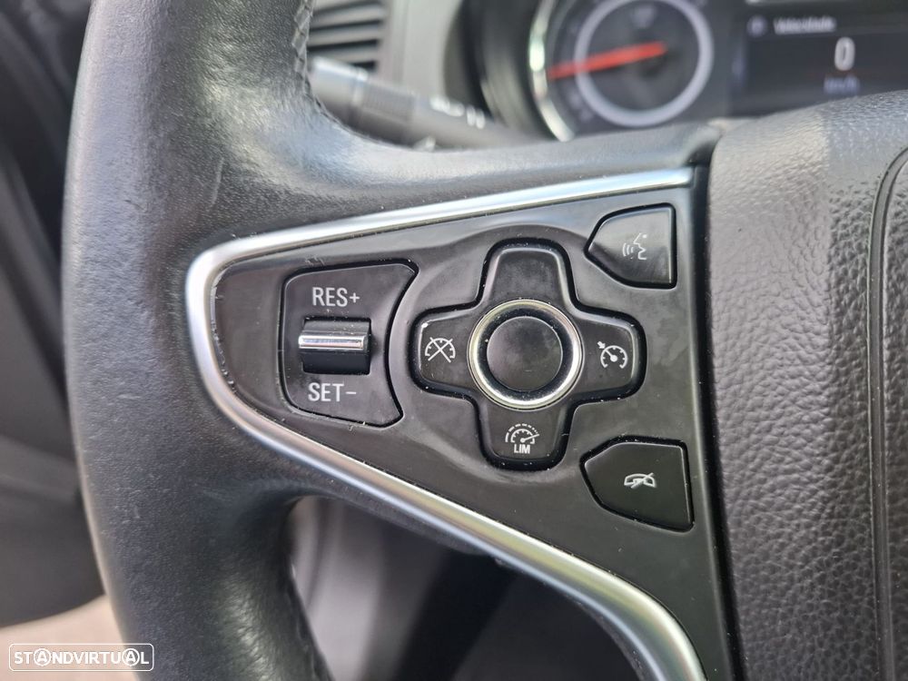 Opel Insignia Sports Tourer 1.6 CDTi Cosmo S/S J17 - 30