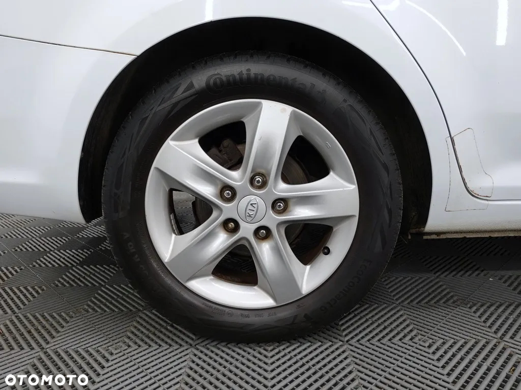 Kia Ceed Cee'd 1.6 Crdi Comfort + - 33