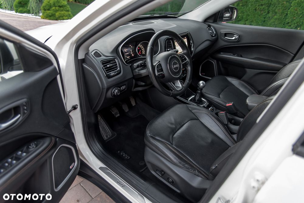 Jeep Compass 1.4 TMair Limited FWD S&S - 24