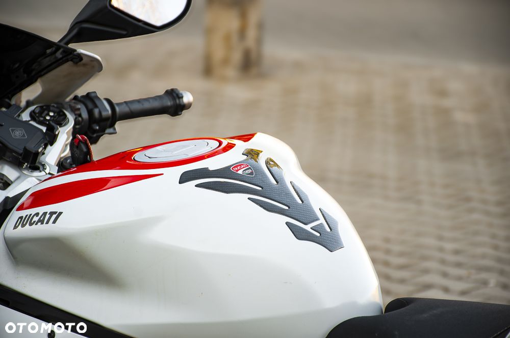 Ducati Panigale 899 - 18