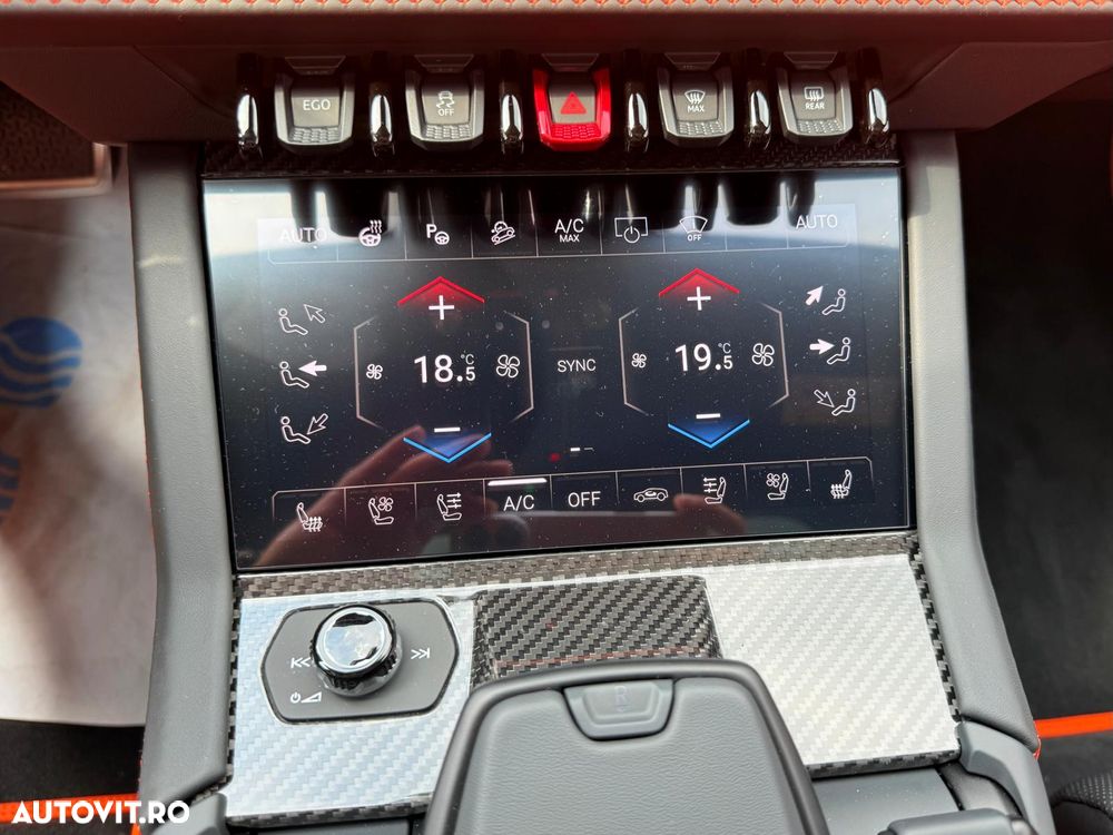 Lamborghini URUS - 21