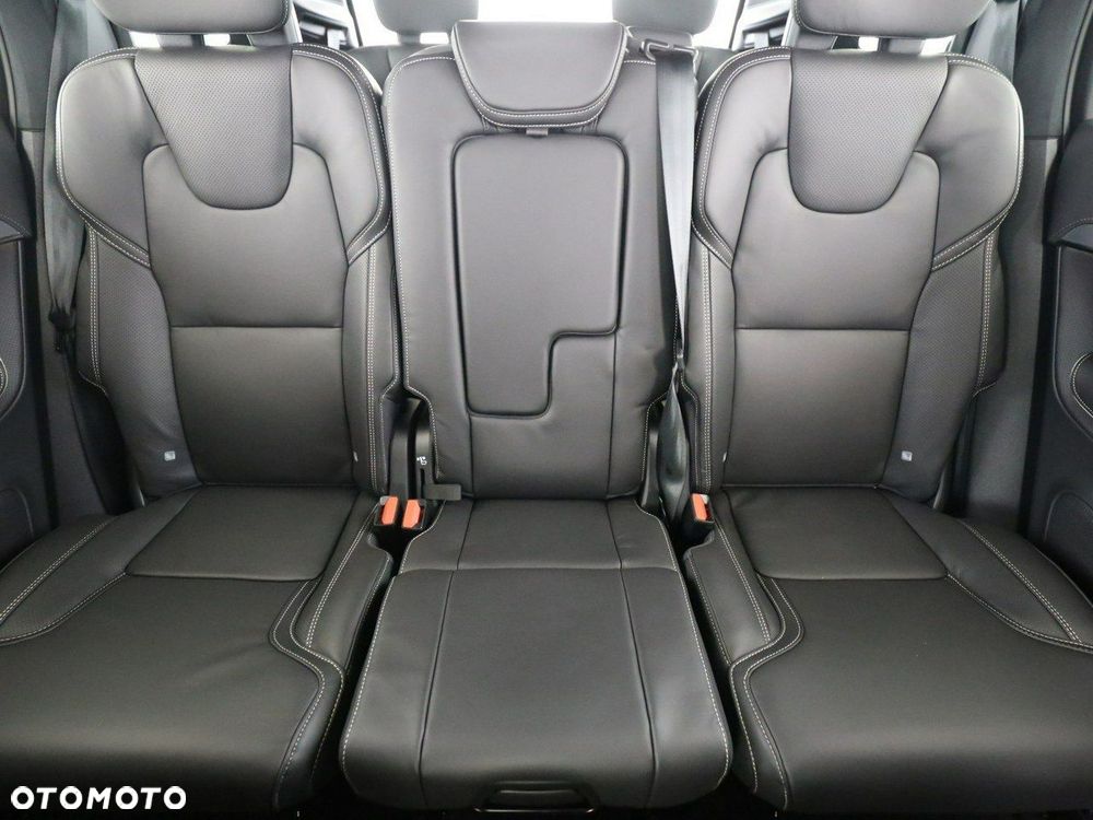Volvo XC 90 - 11
