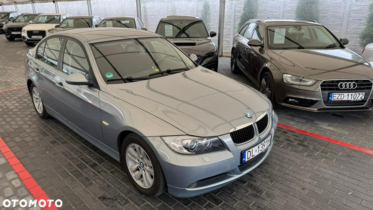 BMW Seria 3 320i - 8