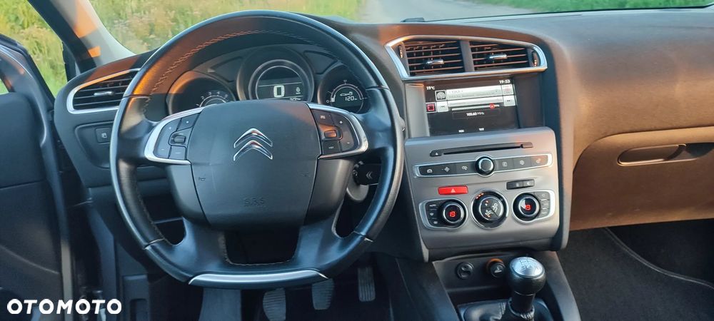 Citroën C4 1.6 BlueHDi Feel - 16