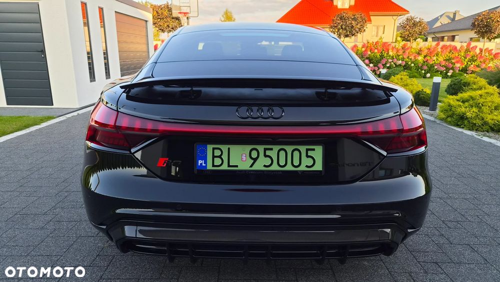 Audi RS e-tron GT quattro - 7