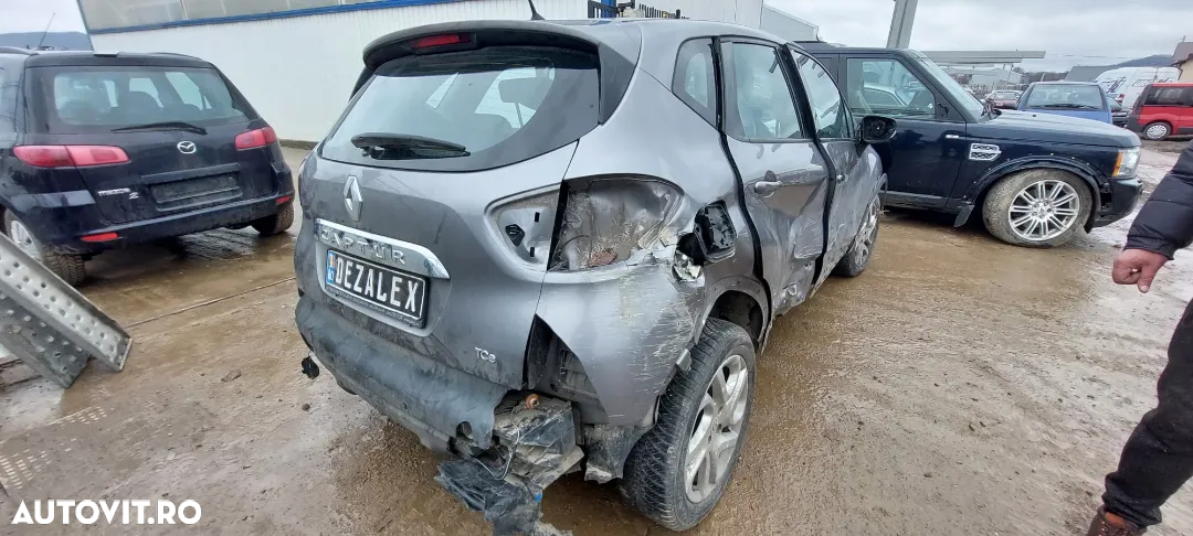 Dezmembrari RENAULT CAPTUR 900 TCe 66KW 2015 - 2