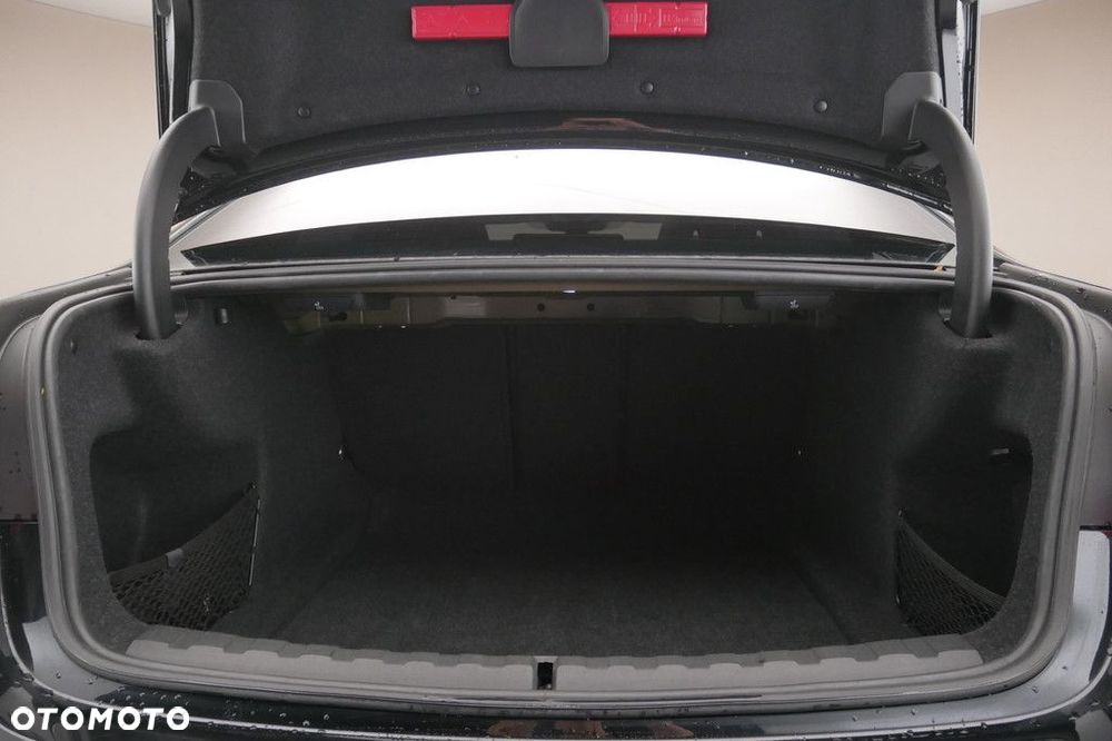 BMW Seria 3 - 16