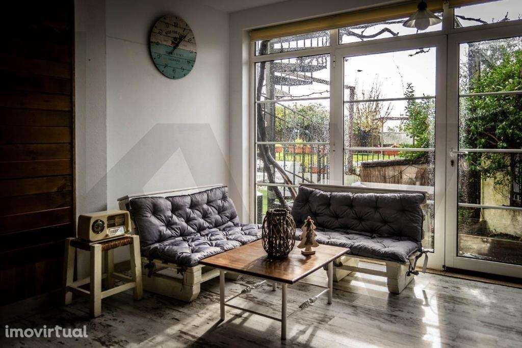 Edificio de habitação com 7 suítes, sala de refeições, sala de jogos, - Grande imagem: 3/28