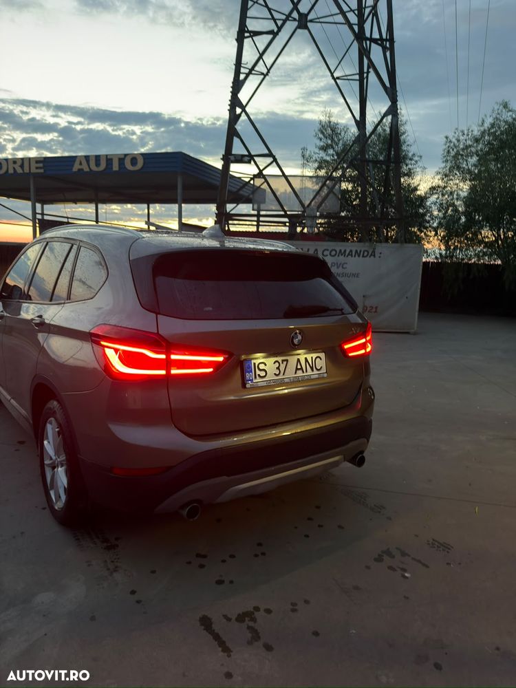 BMW X1 xDrive20d Aut. Sport Line - 1