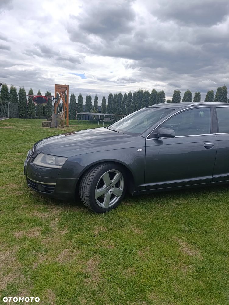 Audi A6 Avant 2.4 - 1