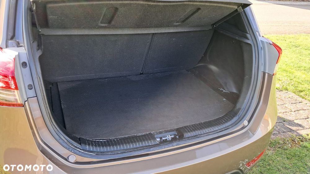 Hyundai ix20 1.4 Fifa World Cup Edition - 6