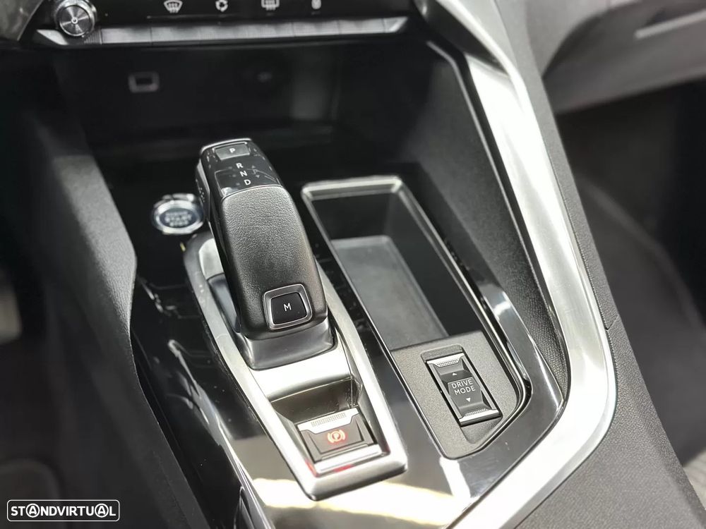 Peugeot 5008 PureTech 130 EAT8 Stop & Start Allure - 17