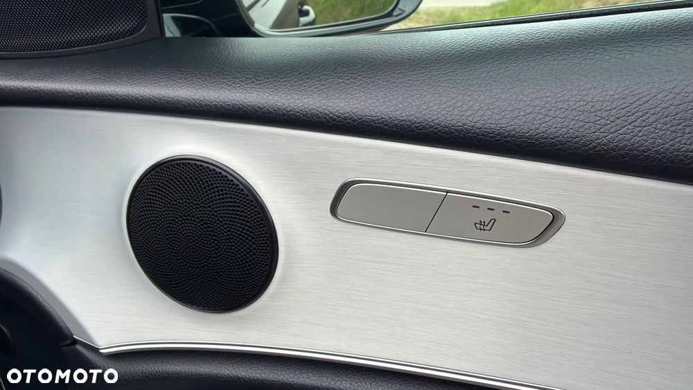 Mercedes-Benz Klasa E 220 d 9G-TRONIC - 20