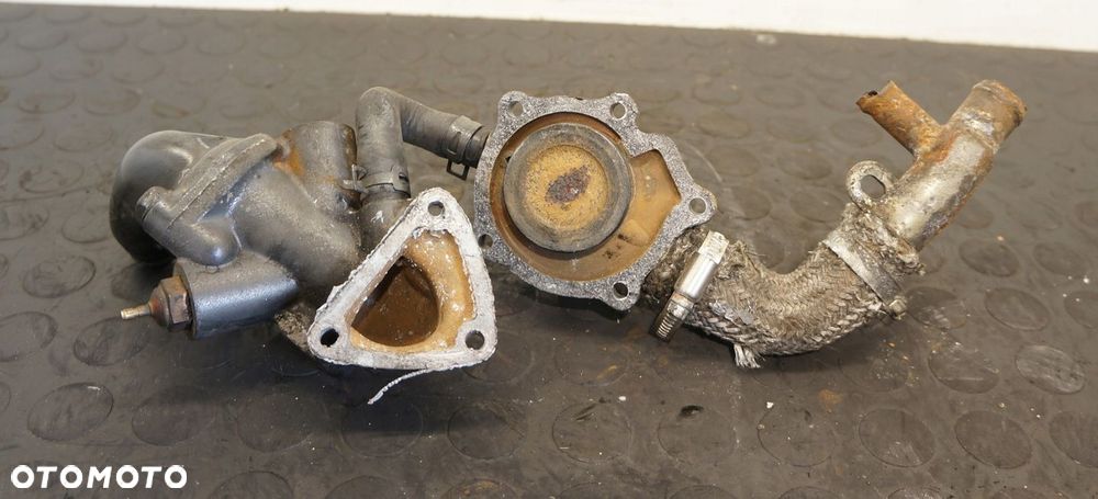 POMPA WODY TERMOSTAT AIXAM MICROCAR KUBOTA 0.4D Z402 - 3