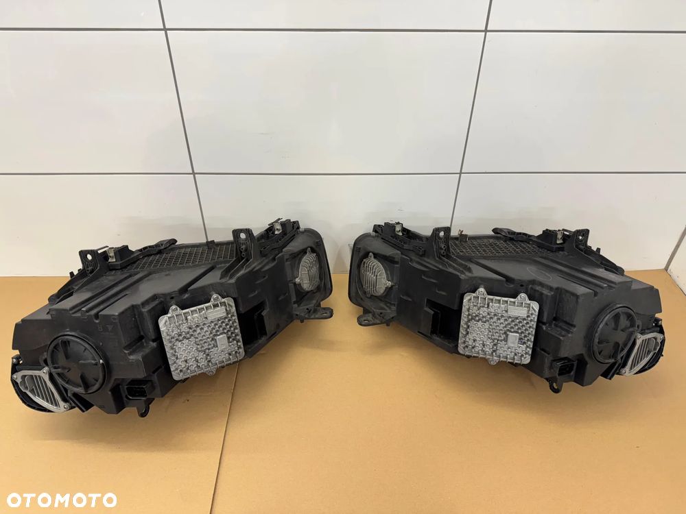 BMW X5 F15 Lampy Adaptive Led  Kompletne EU - 4