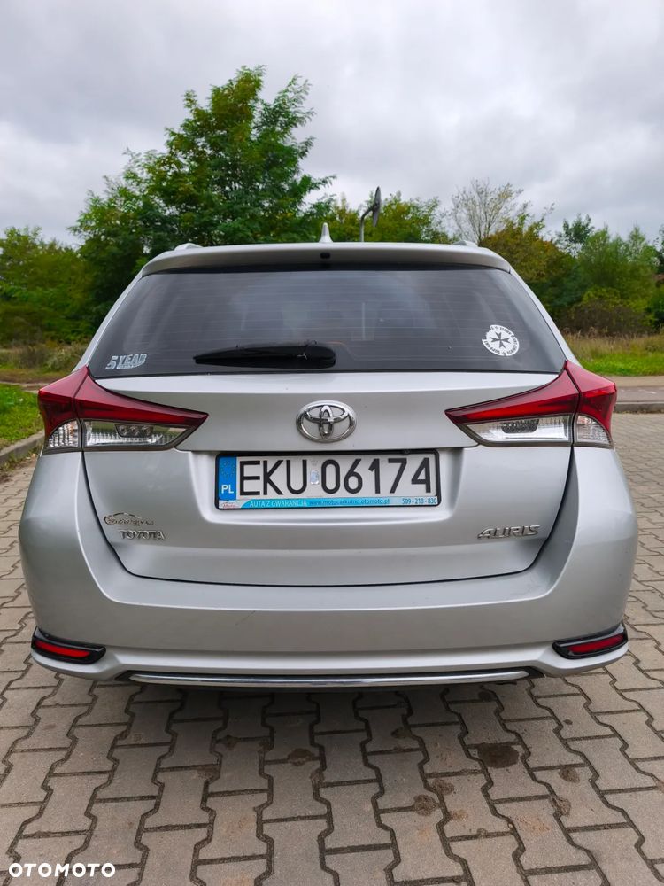 Toyota Auris 1.6 D-4D Premium - 5