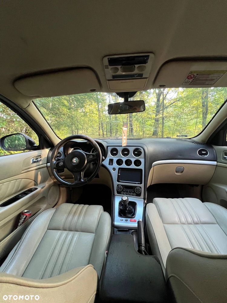 Alfa Romeo 159 - 6