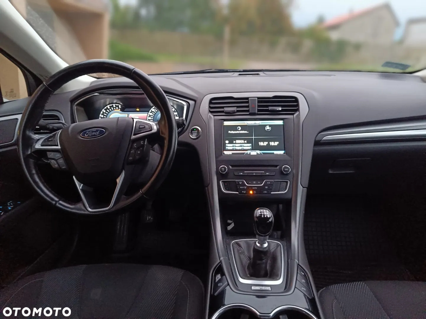 Ford Mondeo - 10