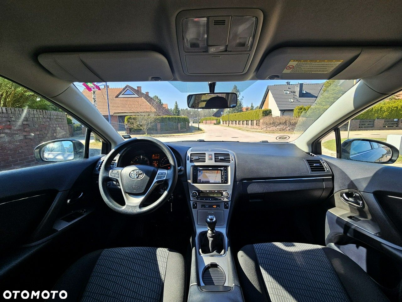Toyota Avensis Combi 2.0 D-4D - 14