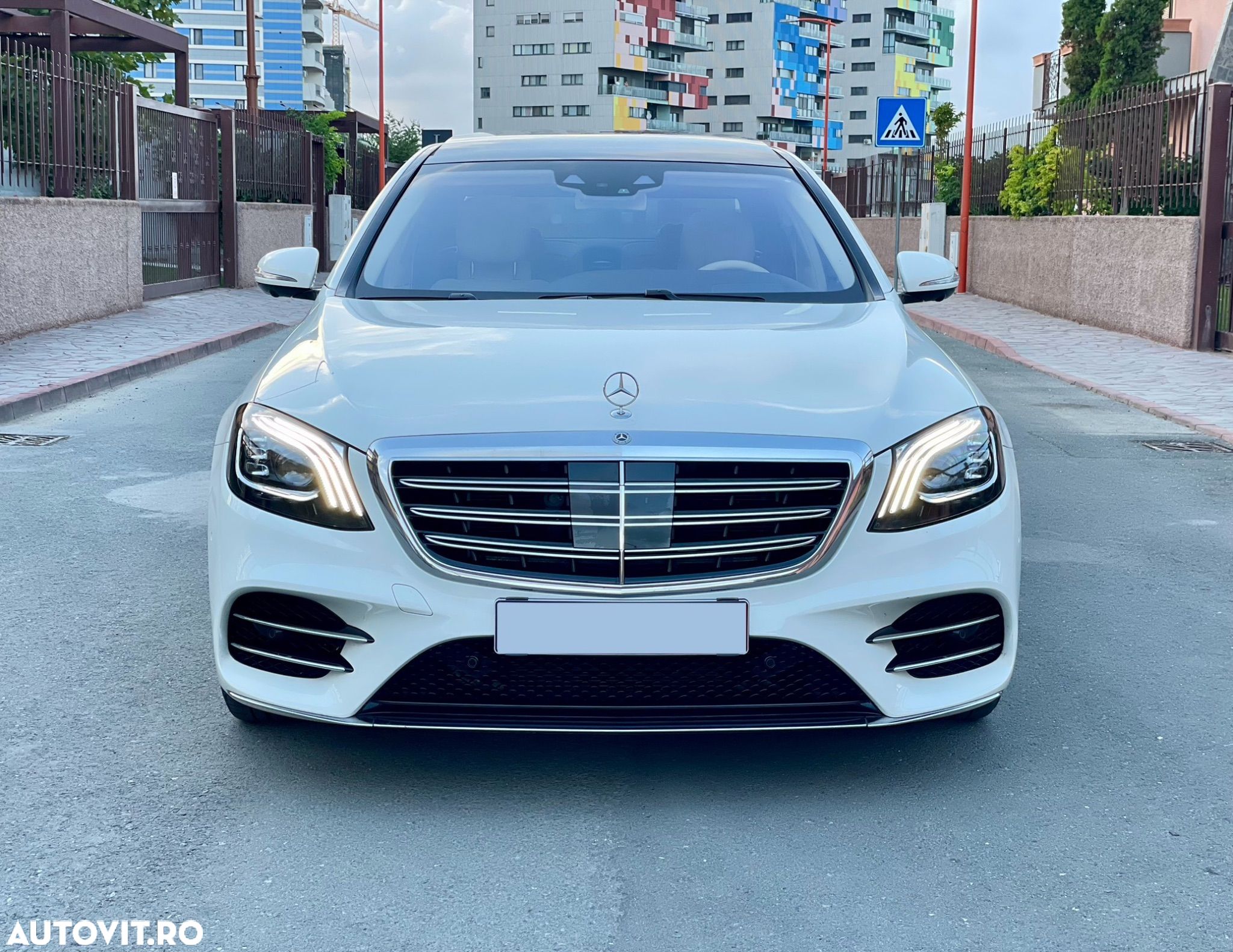 Mercedes-Benz S 560 L 4Matic 9G-TRONIC - 1