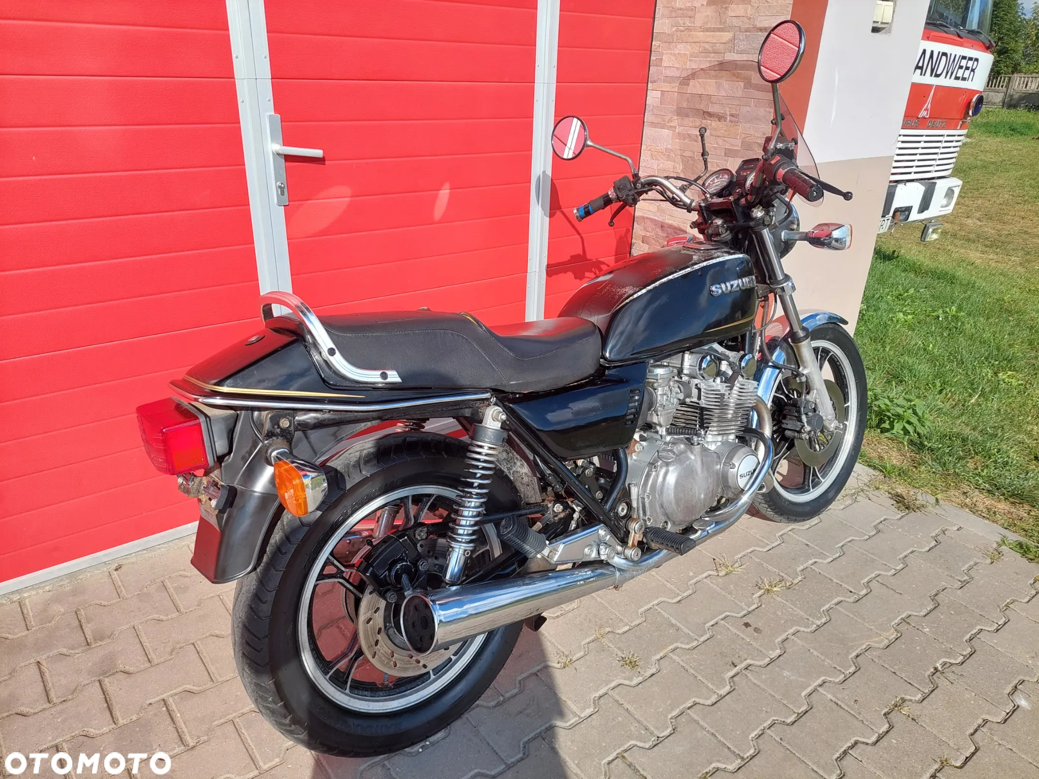 Suzuki GS - 3