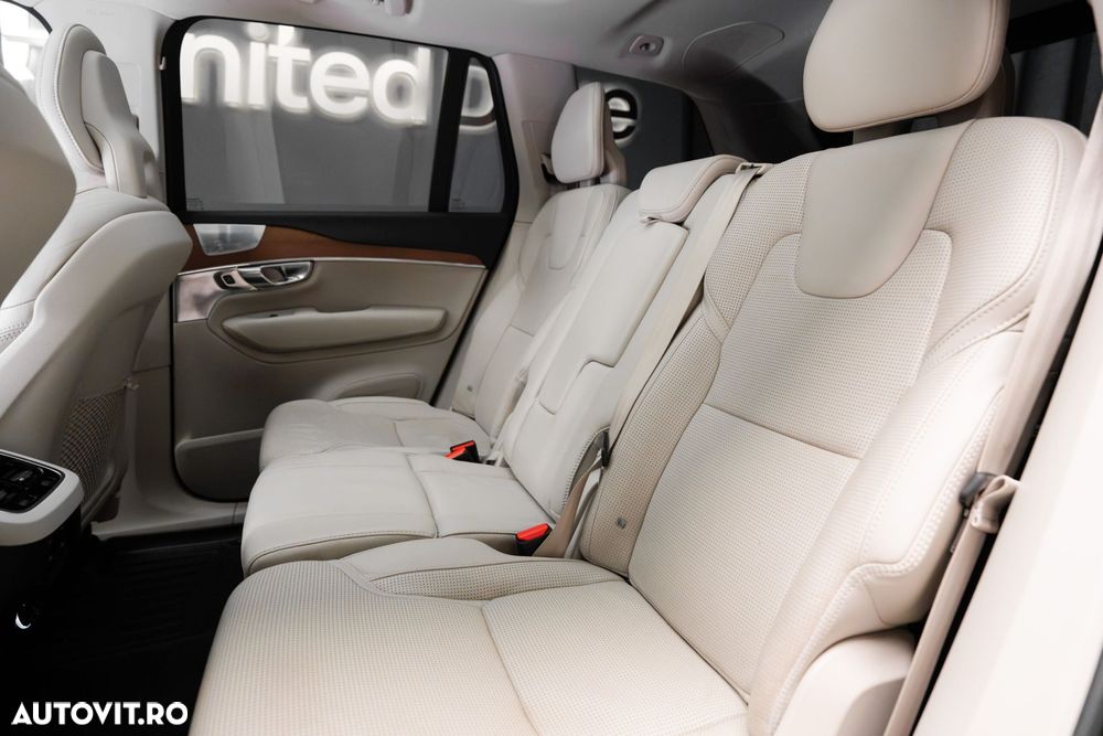 Volvo XC 90 - 37