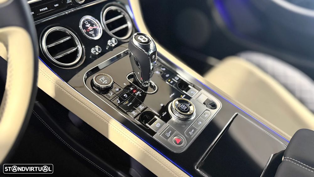 Bentley Continental GT W12 - 38