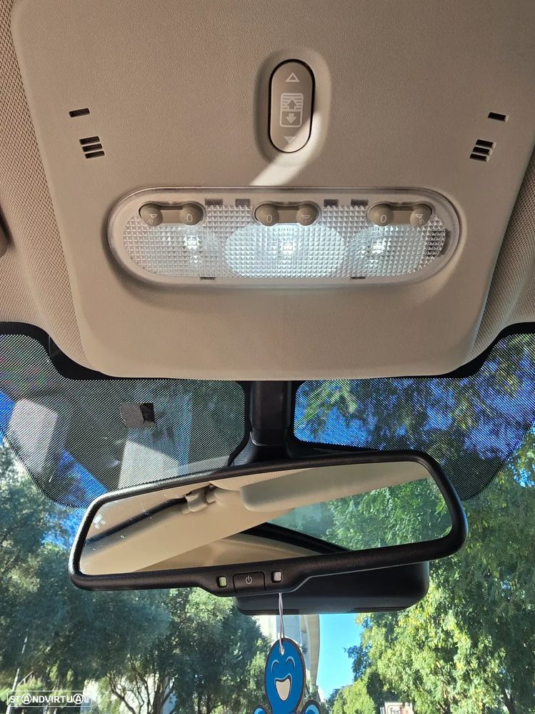 Nissan Qashqai 1.5 dCi N-Connecta 18 - 16