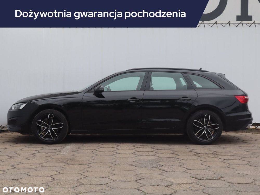 Audi A4 Avant 2022 photo 3