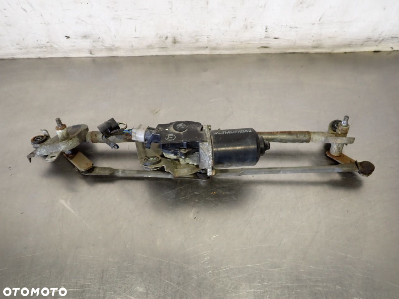 MECHANIZM WYCIERACZEK PRZÓD MITSUBISHI OUTLANDER  1590200-7160 - 1