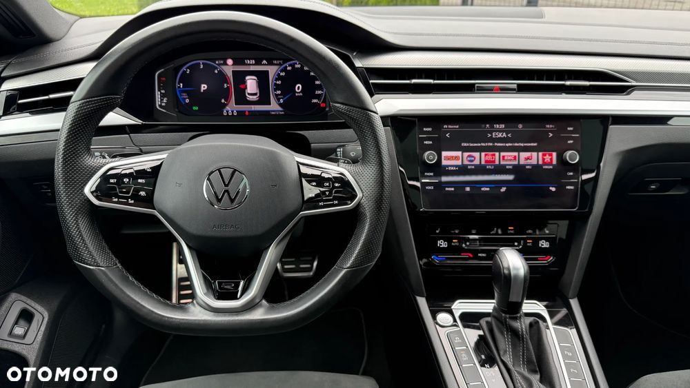 Volkswagen Arteon 2.0 TDI SCR R-Line DSG - 26