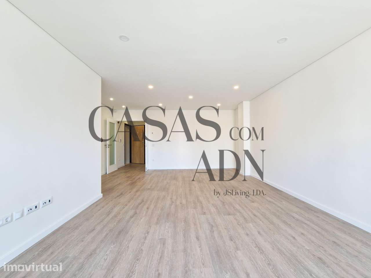 Apartamento T3 na orla costeira da Costa Nova. - Grande imagem: 2/27