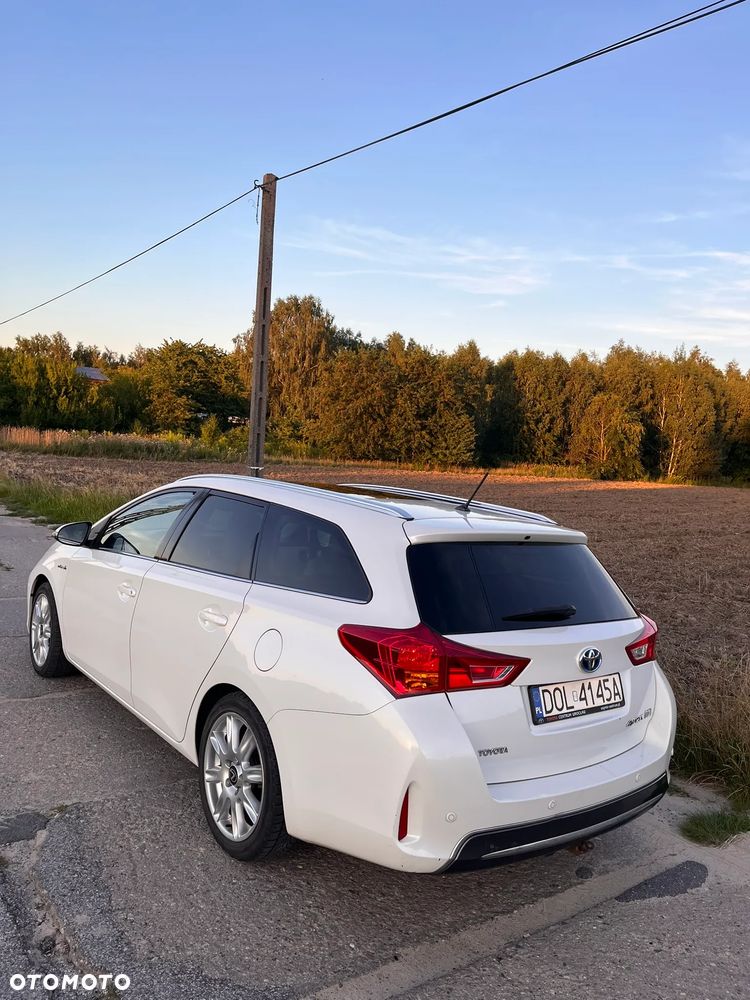 Toyota Auris 1.8 HSD Prestige NAVI - 3