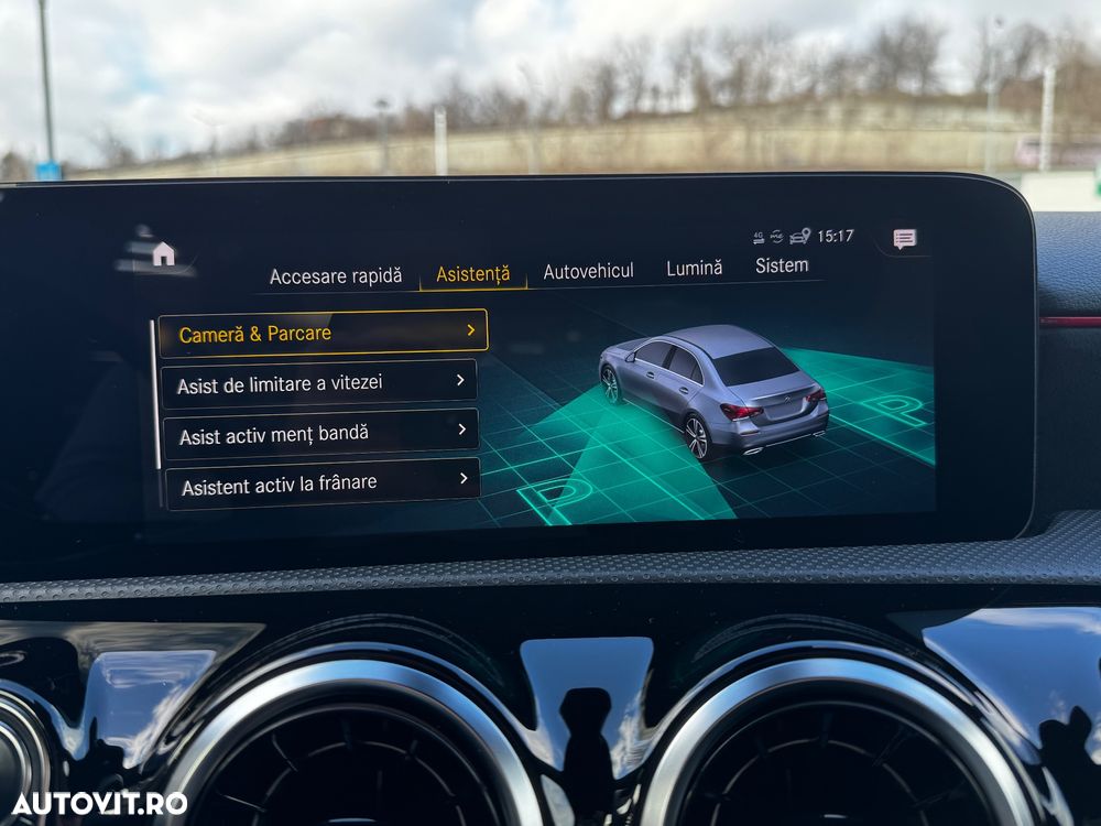 Mercedes-Benz A 180 d Sedan 8G-DCT Lim. AMG Line Advanced Plus - 35