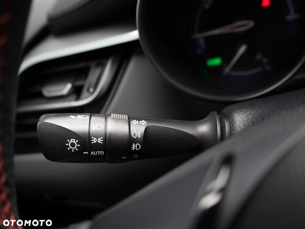 Toyota C-HR 1.8 Hybrid GPF GR Sport - 28