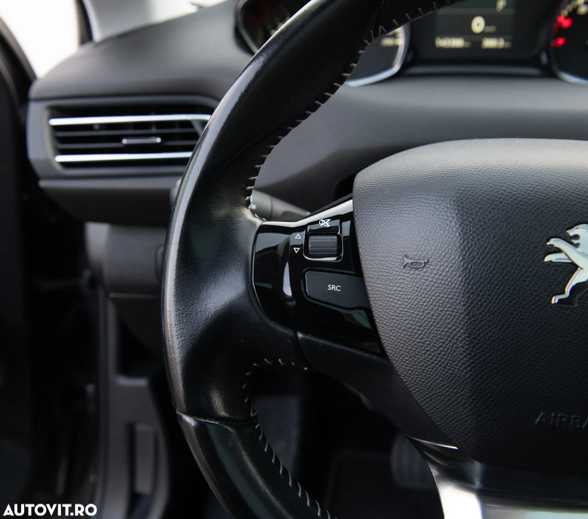 Peugeot 308 - 13