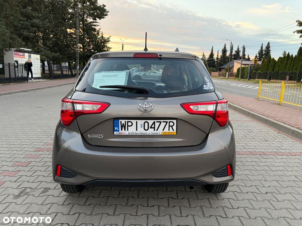 Toyota Yaris 1.0 Premium - 3
