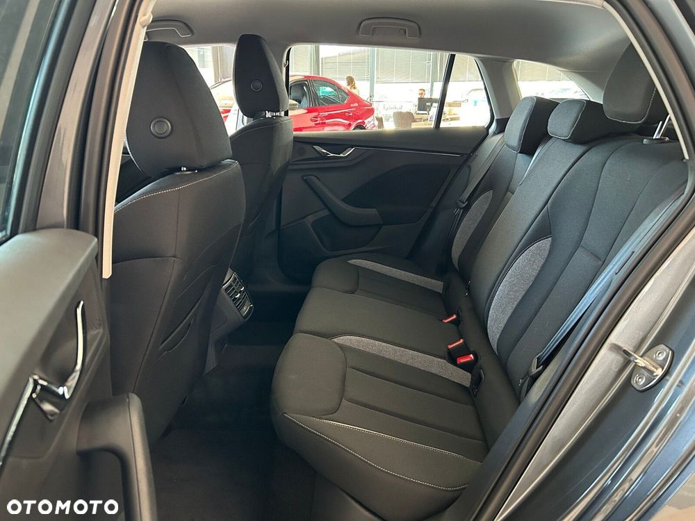 Skoda Scala 1.0 TSI Drive DSG - 21