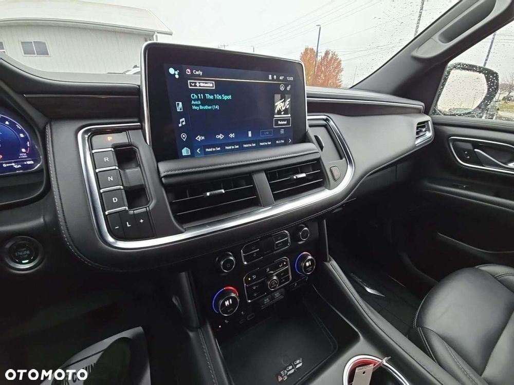 Chevrolet Suburban - 7