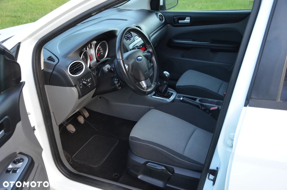 Ford Focus - 2