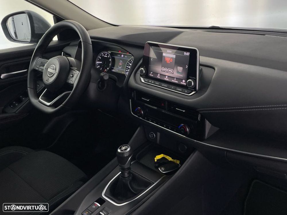 Nissan Qashqai 1.3 DIG-T Engage - 21