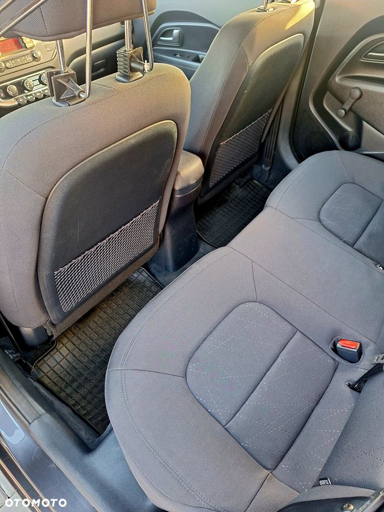 Kia Rio 1.4 M (klm) - 19