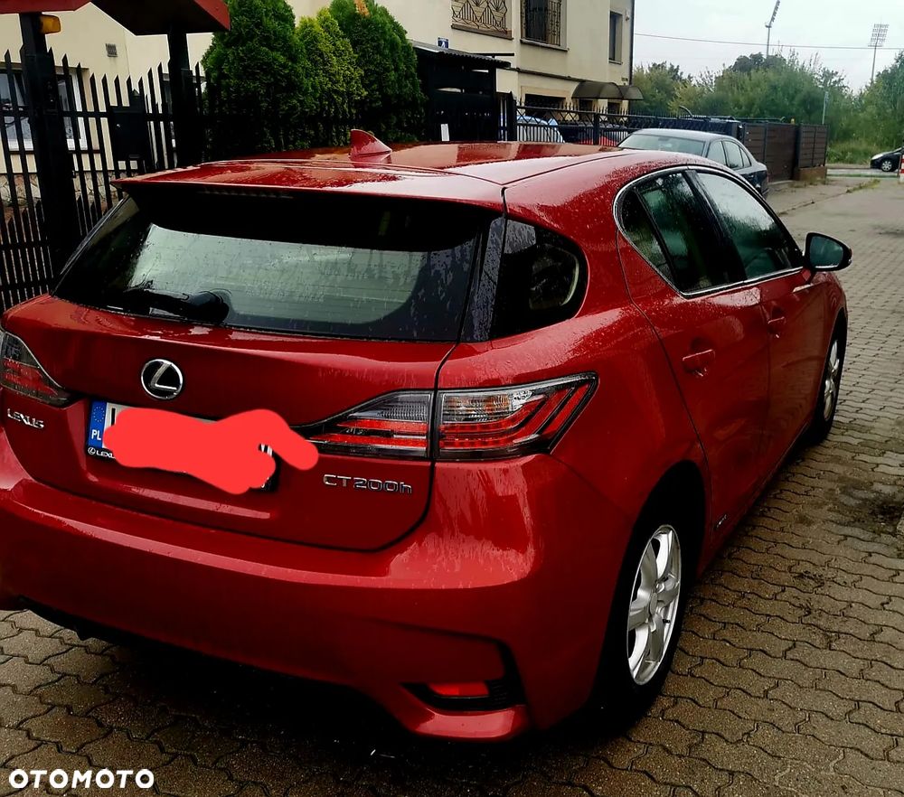 Lexus CT - 3