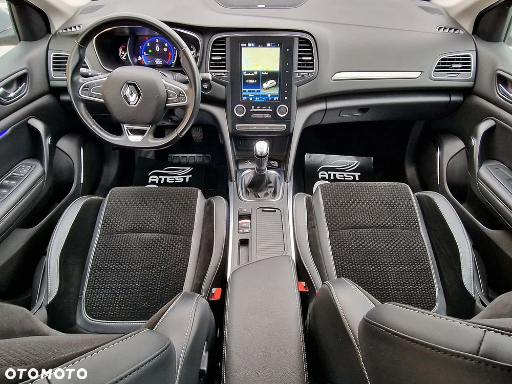 Renault Megane BLUE dCi 115 BOSE EDITION - 9