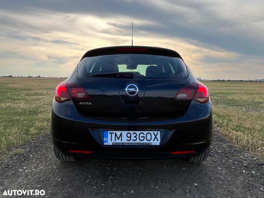 Opel Astra 1.6 Cosmo - 8