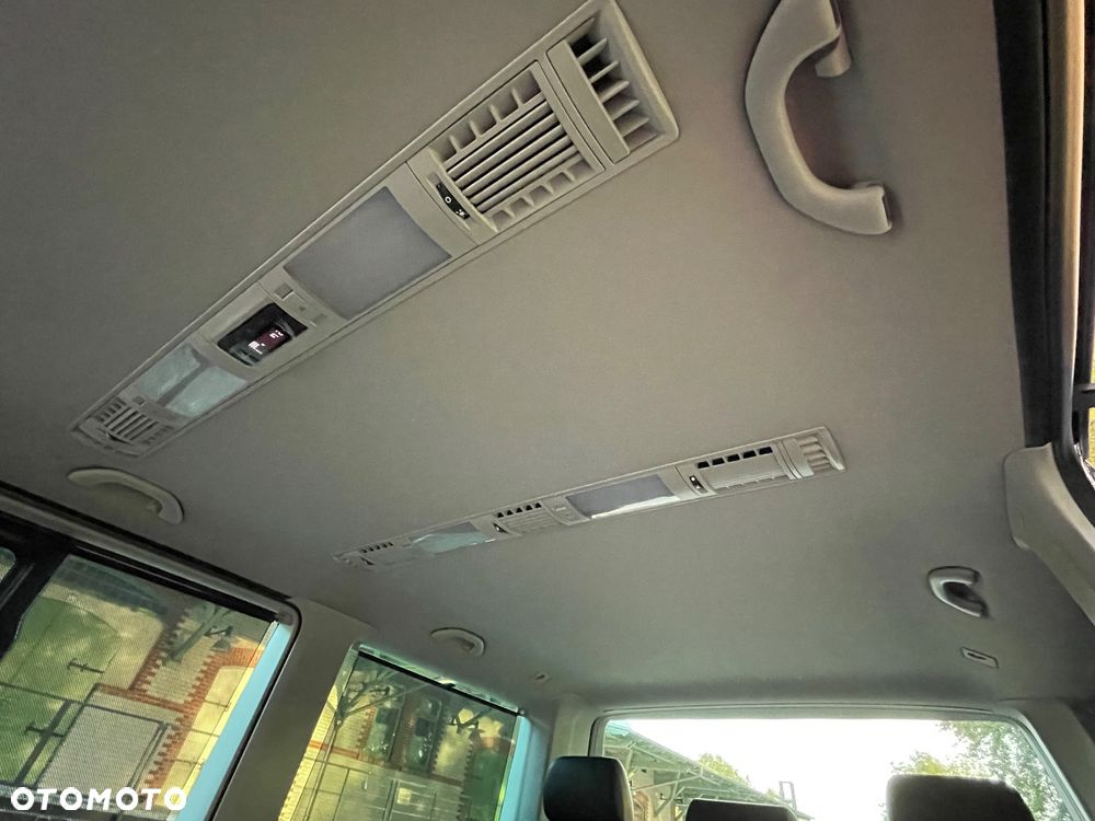 Volkswagen Multivan 6.1 2.0 TDI L1 Highline 4Motion DSG - 18
