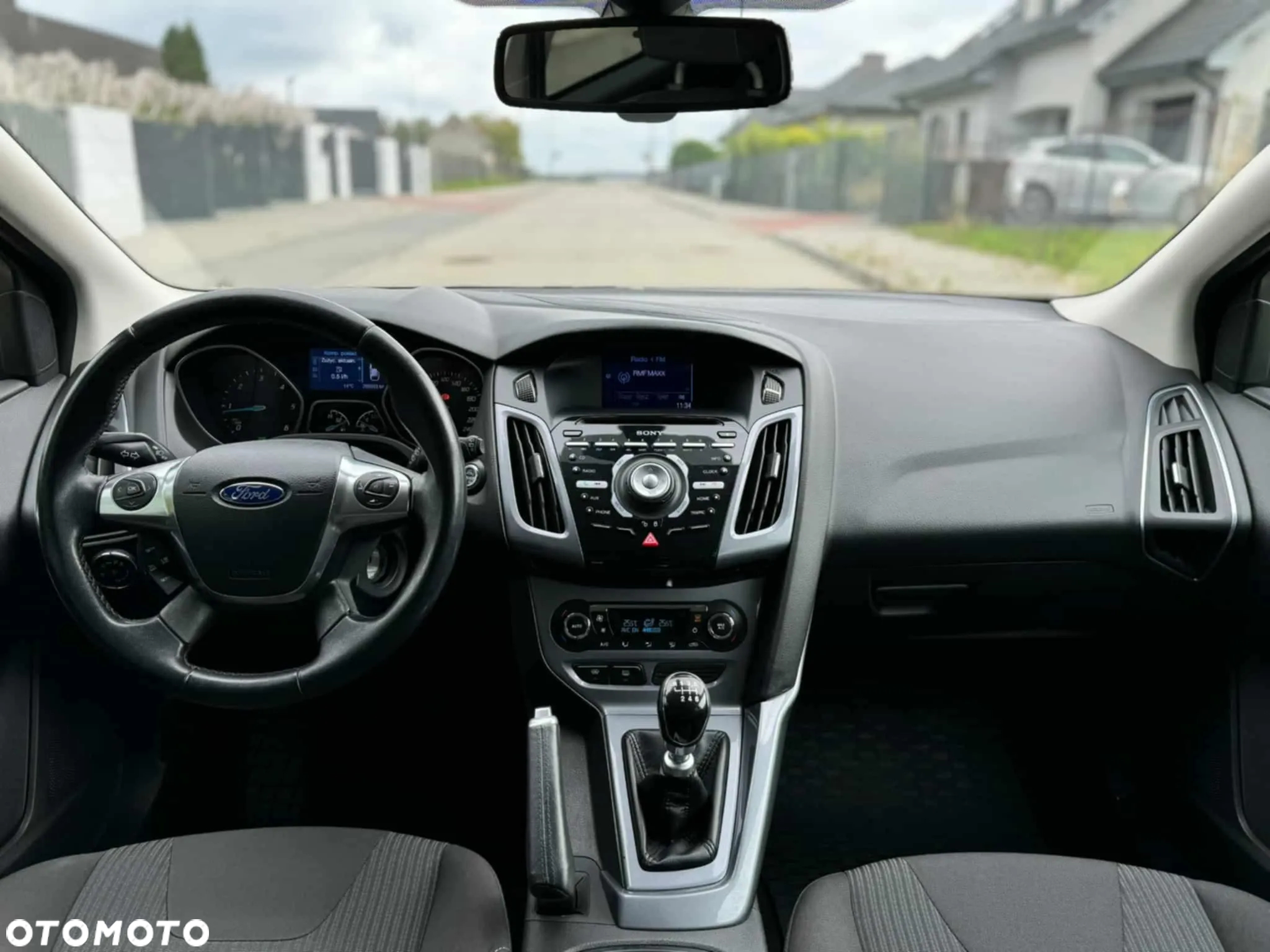 Ford Focus - 19
