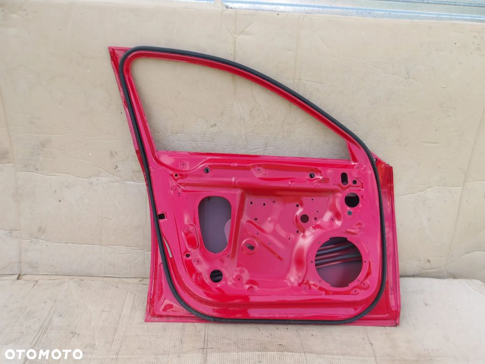 DRZWI LEWY PRZOD AUDI A4 B9 - 14