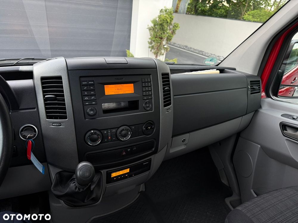 Mercedes-Benz Sprinter 316 - 32