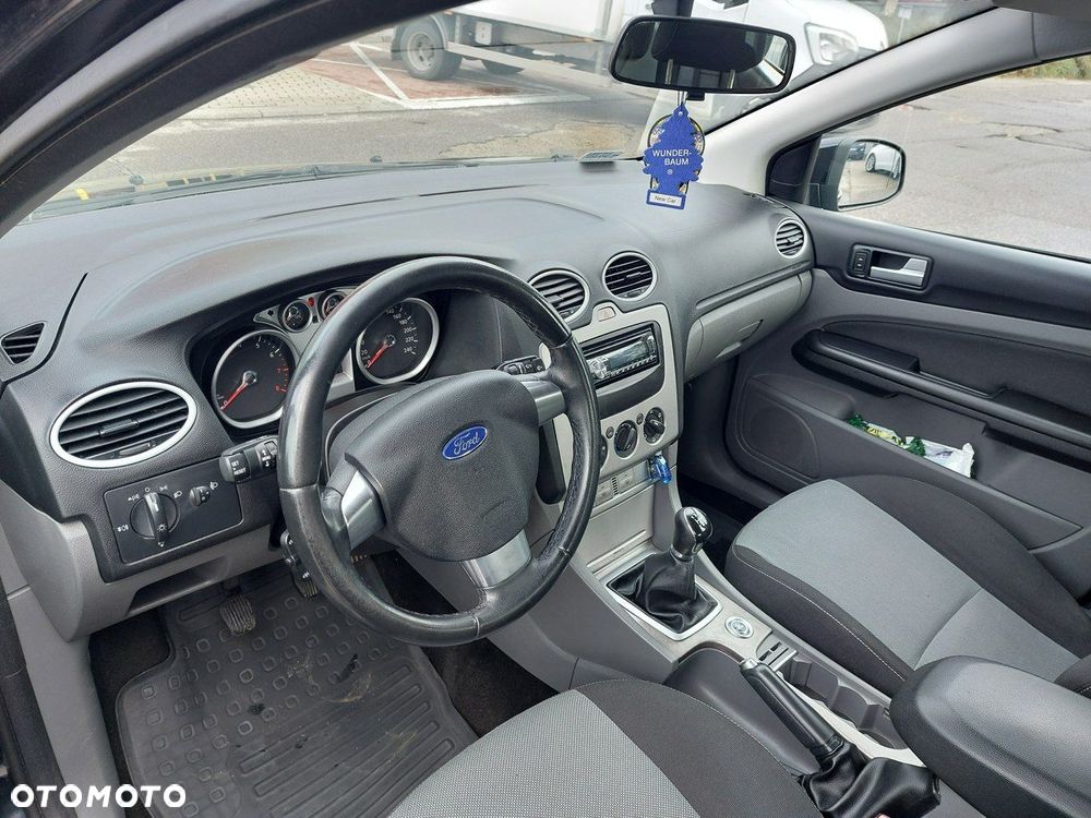 Ford Focus - 17